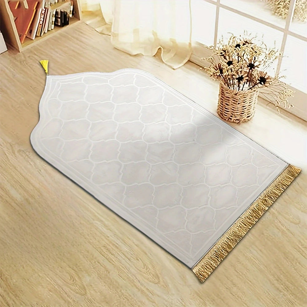 Blanc Éclat – Tapis de prière lumineux et raffiné